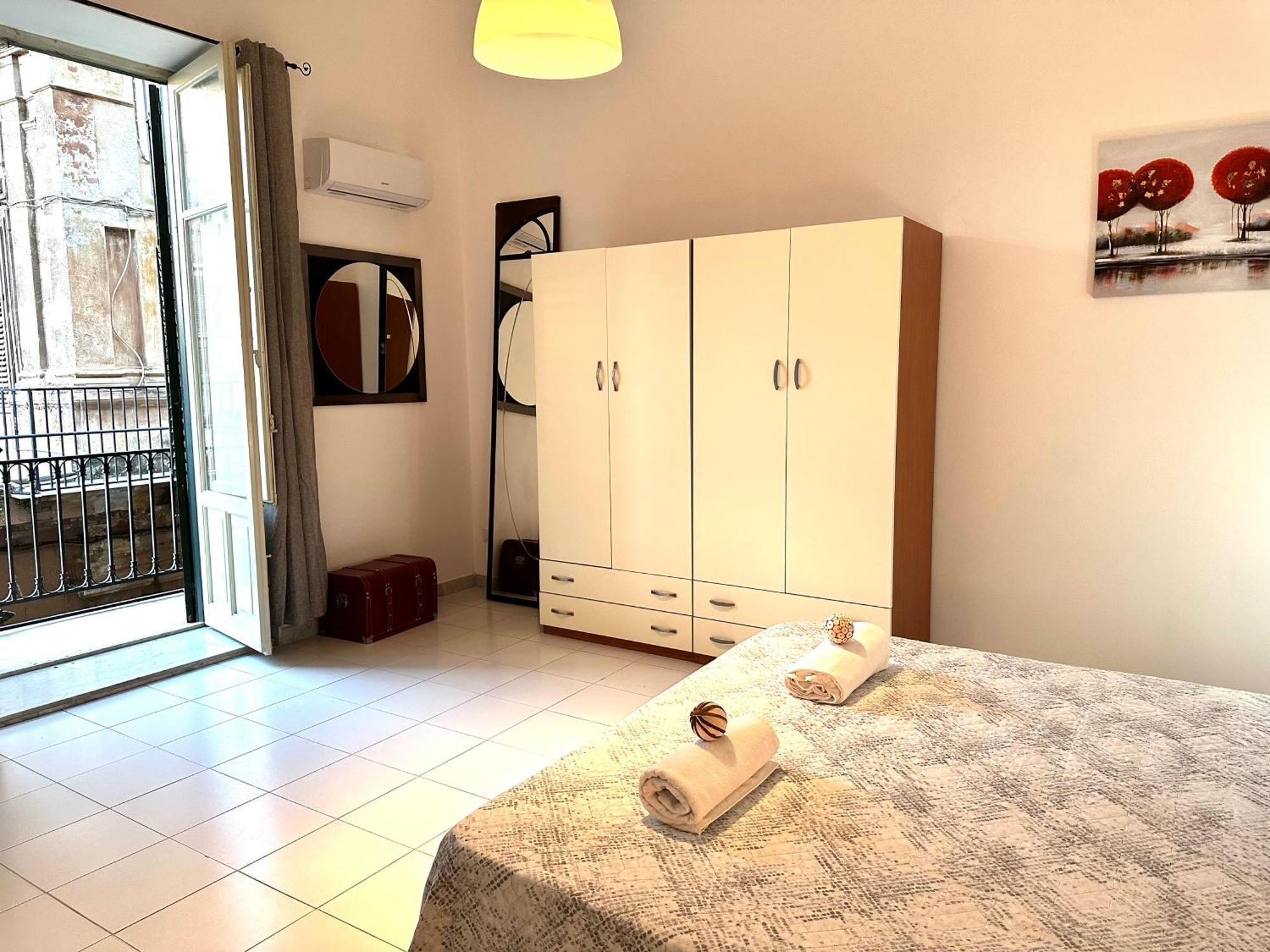 Apartamento A Un Passo Dal Massimo 2 Palermo Exterior foto